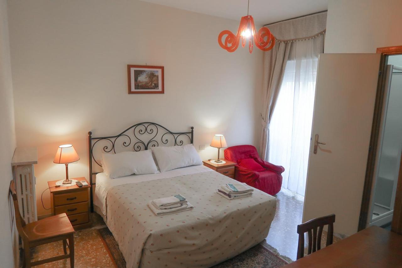The Condottieri Rooms Roma Exterior foto