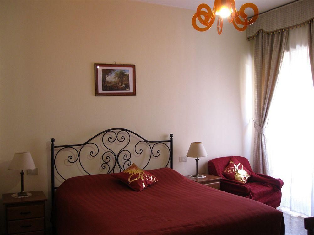 The Condottieri Rooms Roma Exterior foto